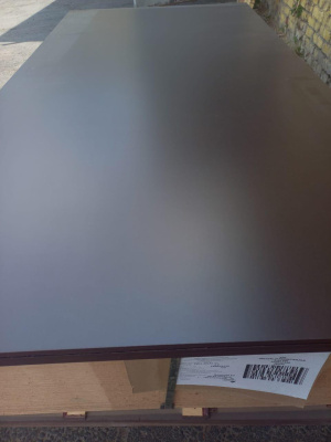 Фанера ламинированная FF 12мм 1500х3000